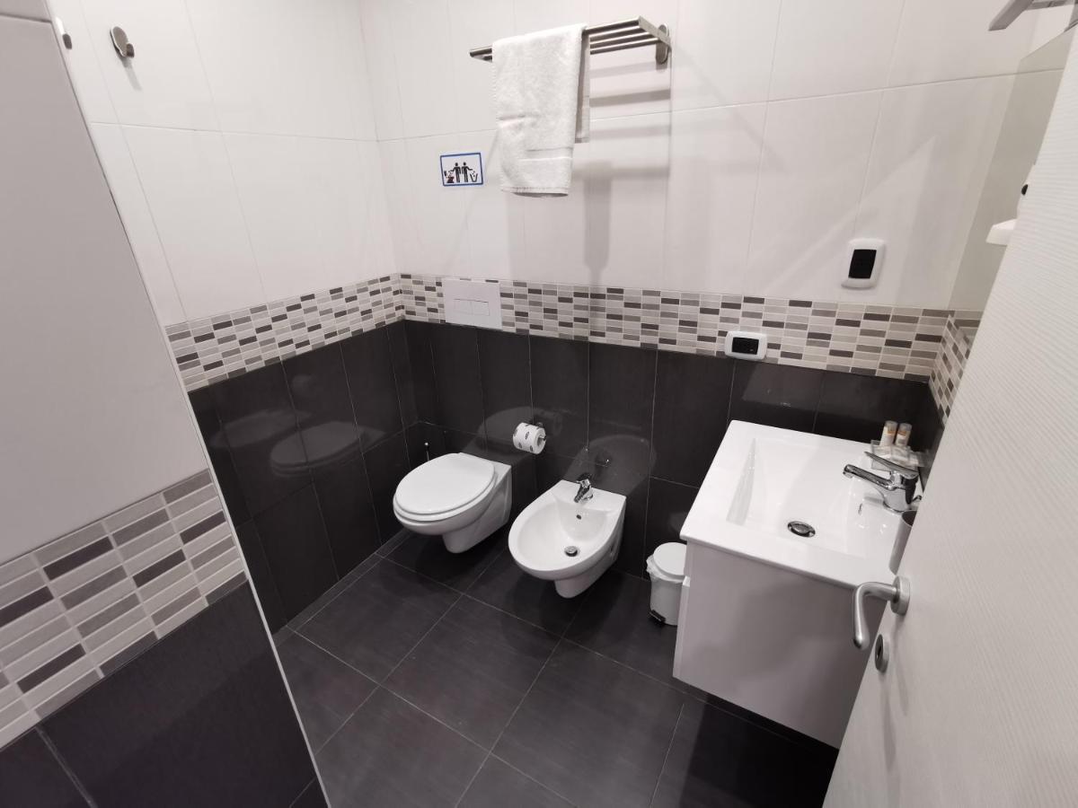 Soave Rooms Naples Extérieur photo