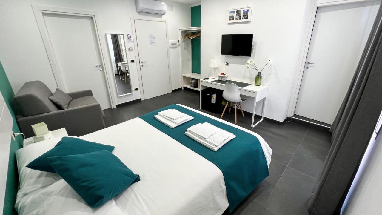Soave Rooms Naples Extérieur photo